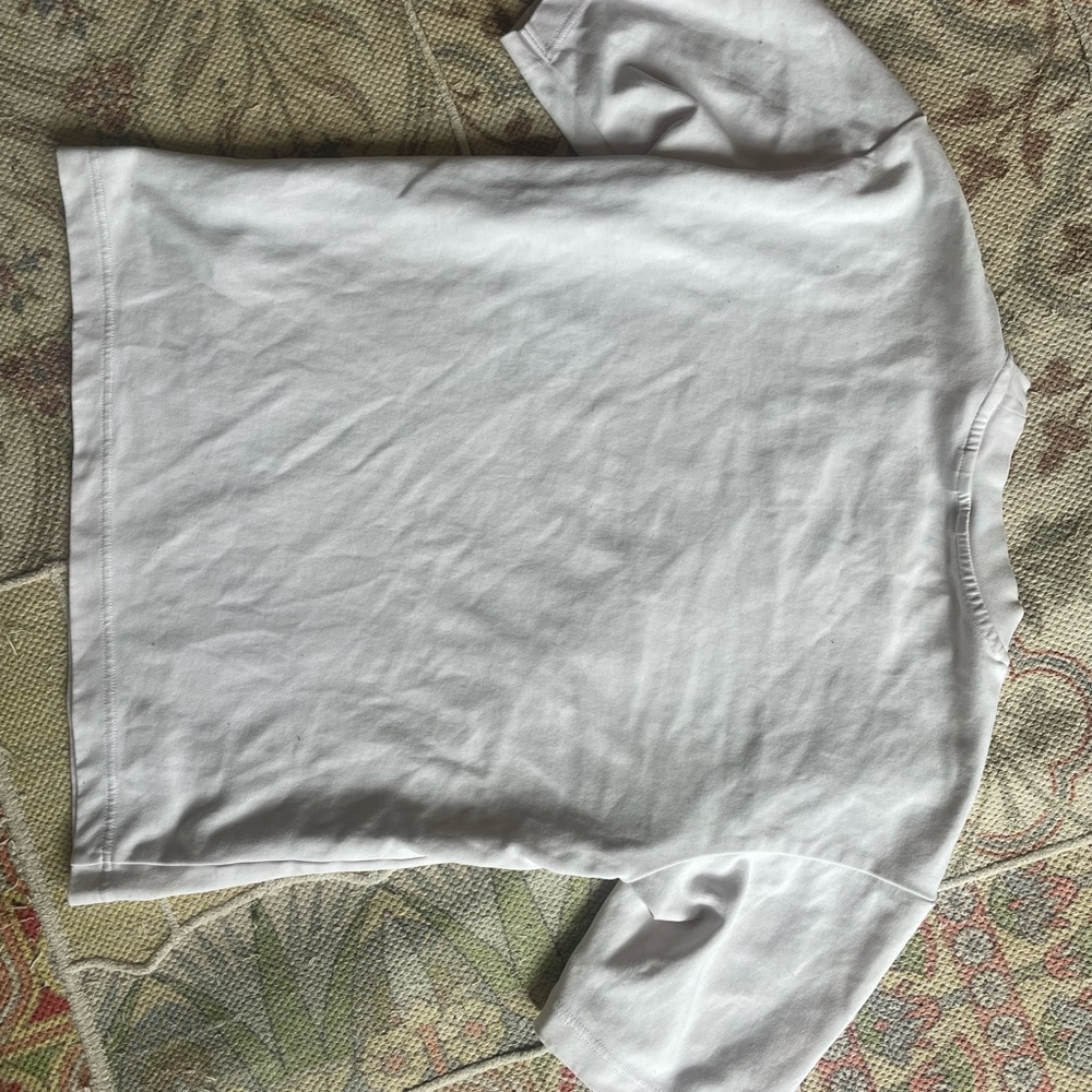 Uniqulo Classic White Crewneck Men's Shirt - Picture 2 of 3